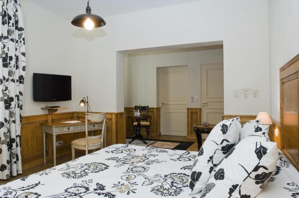 Villa Heloise Hotel Puisseguin Ngoại thất bức ảnh